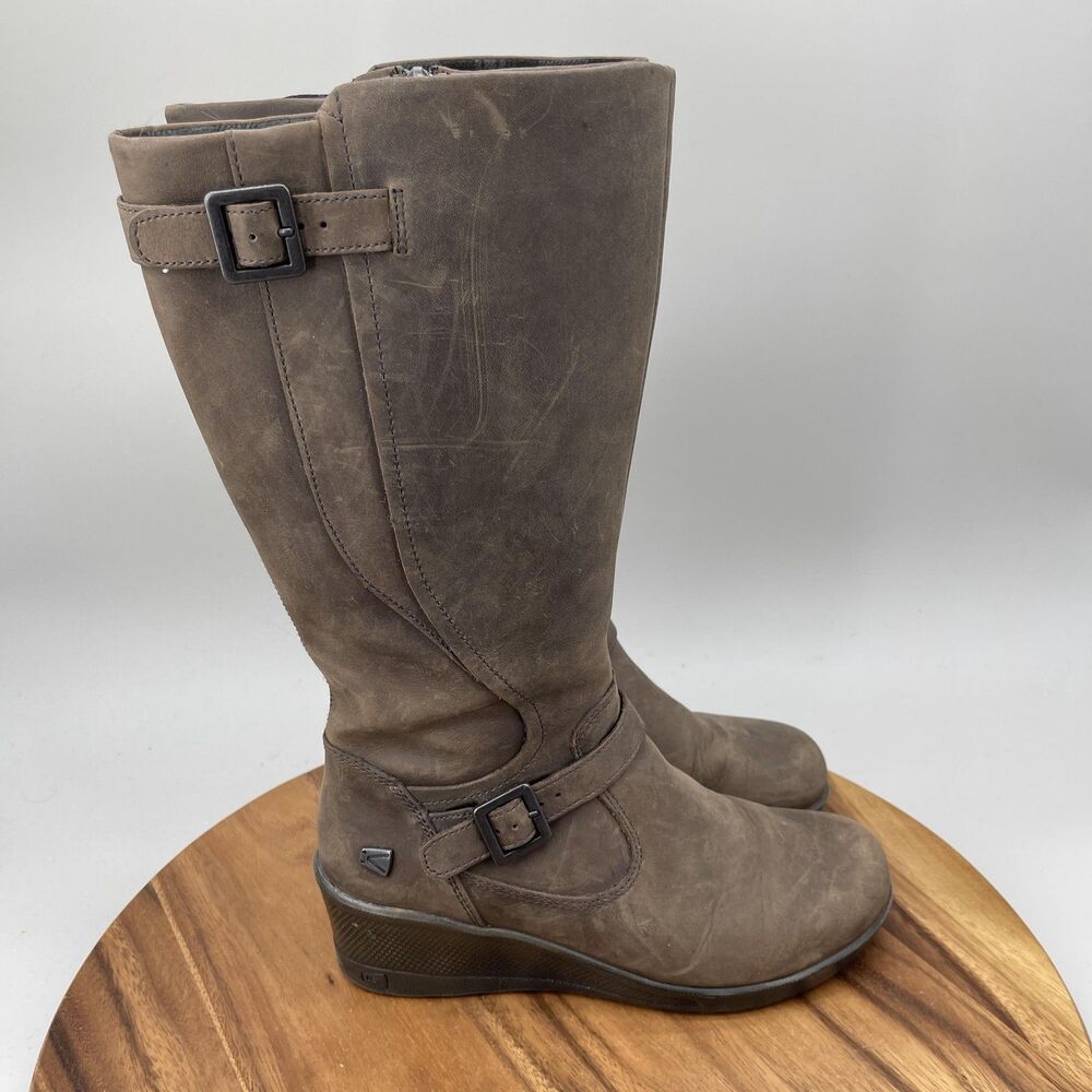 KEEN Boots Womens Size 9 Brown Nubuck Riding Boot Wedge Lined Plaid Buckle